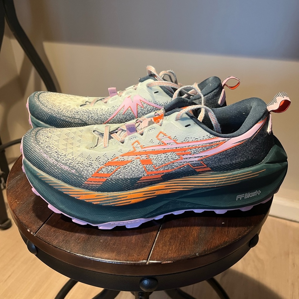 Asics Trabuco Max 4